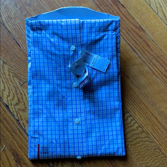 NWT Men’s Chaps Classic Fit Dress Shirt - Picture 3 of 3